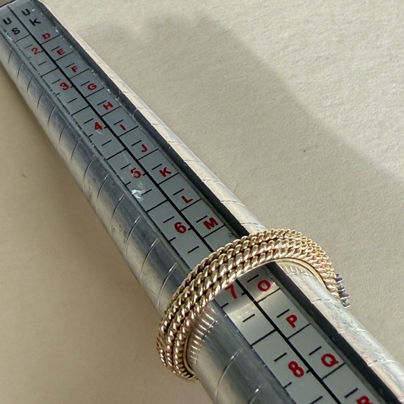 Vintage Stunning 1980’s Diamond 14k Bypass Ring ( unnoticeable flaw, see notes!! - Picture 9 of 14